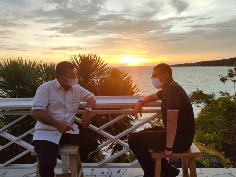 Menteri Parekraf Sandi Disambut Bira Golden Sunset