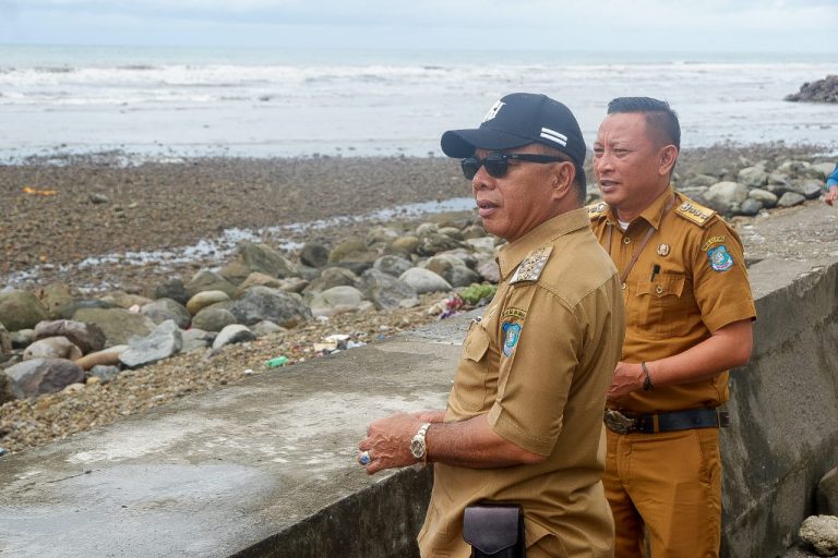 Curah Hujan Meningkat, Andi Utta Pantau Titik Rawan Banjir