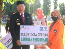 Bupati Andi Utta Serahkan Bantuan Baznas Bulukumba