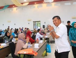 Buka Bimtek Keamanan Pangan Andi Utta: Untuk Sukses Harus Fokus dan Tekun