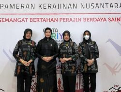 Disaksikan Iriana Joko Widodo, Tas Anyaman Lontar Bulukumba Dipamerkan di Pameran Kriyanusa 2022