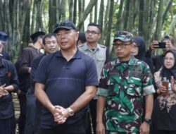 Bersama Dandim, Bupati Bulukumba Lakukan Penanaman Pohon di Tanah Adat Ammatoa