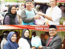 Andi Utta-Patudangi Azis Kompak Borong Paket Pasar Murah dan Bagikan ke Warga