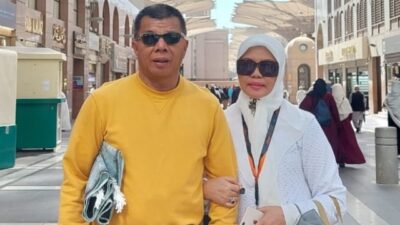Ulang Tahun ke-56, Bupati Andi Utta Umrah Bersama Istri