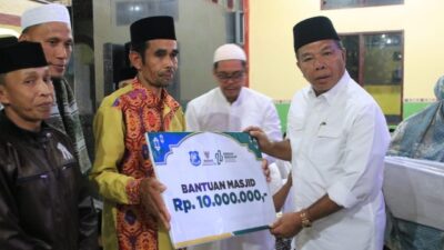 Safari Ramadan, Bupati Andi Utta: Bantuan Mesjid Digilir