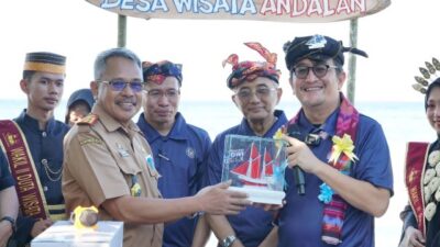 Kemenparekraf Puji Mandalaria Bulukumba: Pasirnya Putih, Atraksi Wisata Menarik