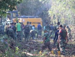 Hujan Tak Surutkan Semangat Satgas TMMD Kodim 1411/Bulukumba