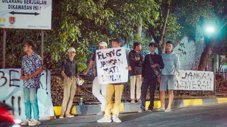 Gelombang Kasus Bunuh Diri, Mahasiswa UNNES Sosialisasikan Kesehatan Mental
