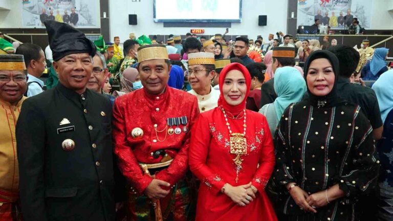 Bupati Bulukumba Kenakan Pakaian Adat Kajang di Peringatan Hari Jadi Sulsel ke-354