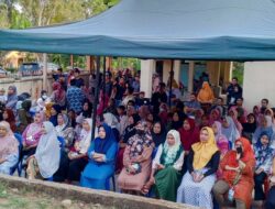 Emak-Emak Banjiri Reses Andi Anwar Purnomo di Desa Sapobonto
