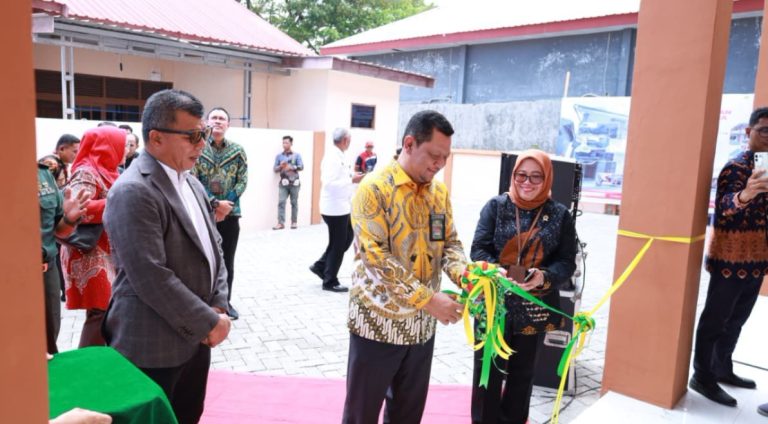 Didampingi Bupati Bulukumba, Dirjen Badilum MA Resmikan Mess Panrita Justicia
