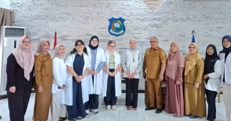 Mahasiswa Erasmus University Belanda Belajar Sistem Pelayanan Kesehatan di RSUD HASDR Bulukumba