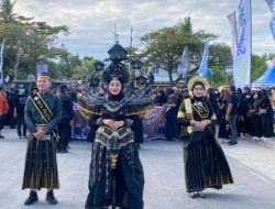 RSUD Bulukumba Usung Duta Pelayanan di Karnaval Budaya Pinisi 2025