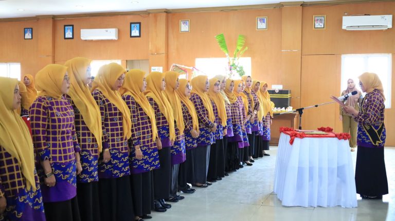 Andi Herfida Muchtar Lantik 3 Bunda PAUD Kecamatan di Bulukumba, Ajak Wujudkan PAUD Berkualitas