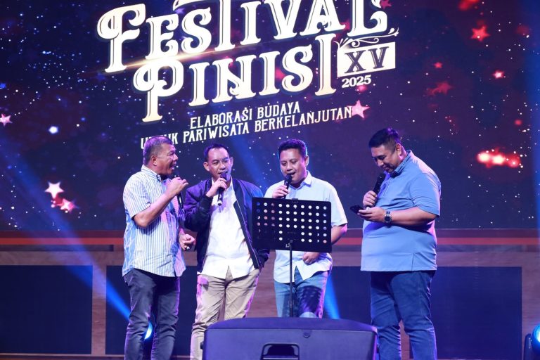 Rajut Kebersamaan, AIA dan Dua Kepala Daerah Ramaikan Festival Pinisi 2025 di Bulukumba