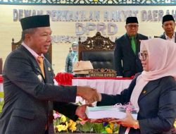 Andi Utta Serahkan Ranperda APBD, RTRW dan Narkoba